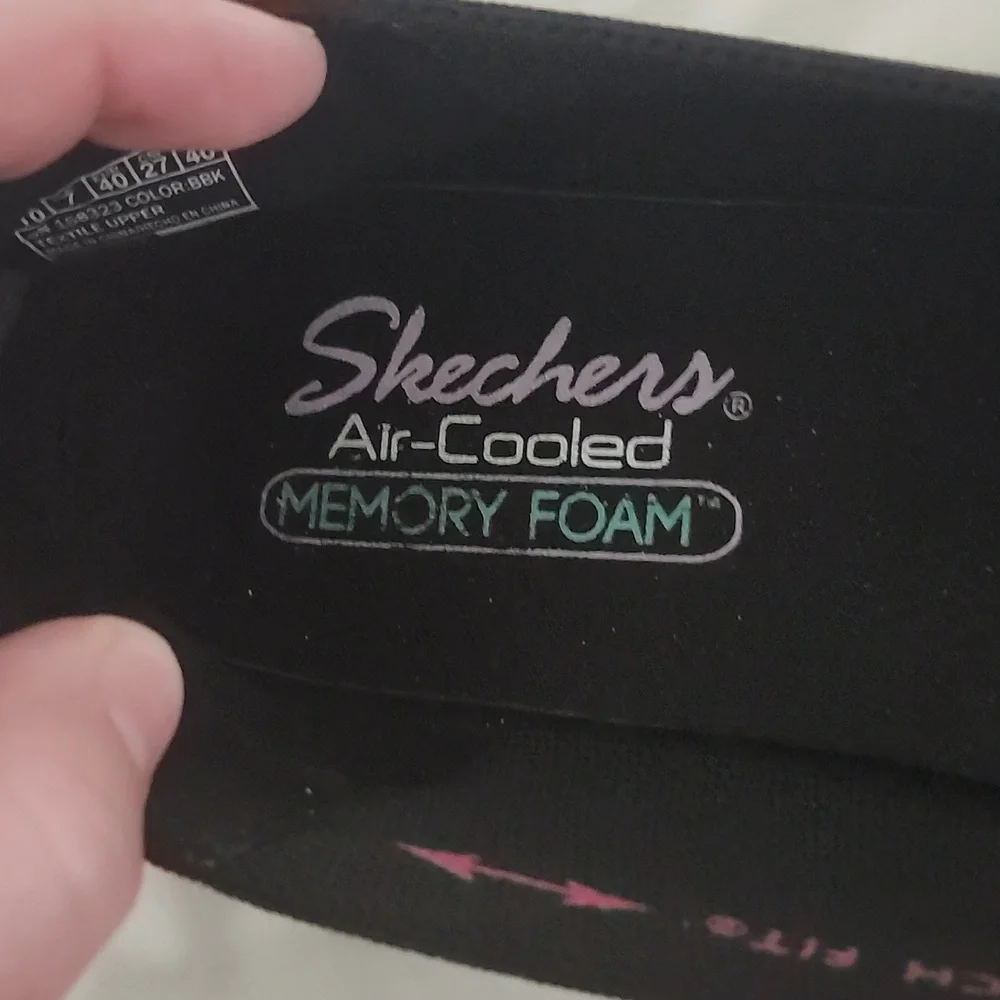 Black Sketchers Flats W/Dust Bag - Picture 3 of 5
